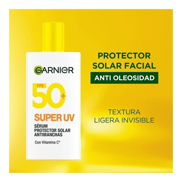 Protector Solar Facial Garnier Skin Active Antioleosidad Fluido Sin Color FPS 50+ con Vit C 40 ml